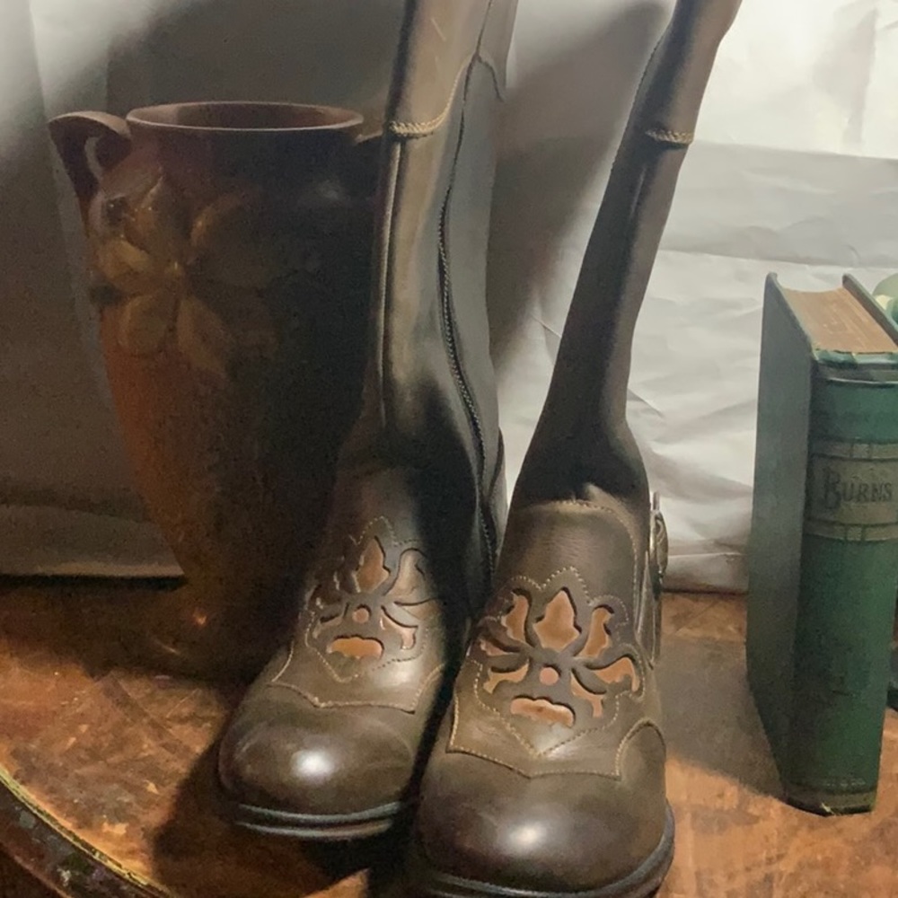 Born Brown Buckle Over Knee Booth Pre-owned EPOHWC